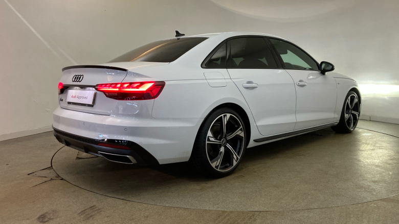 Audi A4 40 TFSI 204 Black Edition 4dr S Tronic Petrol Saloon